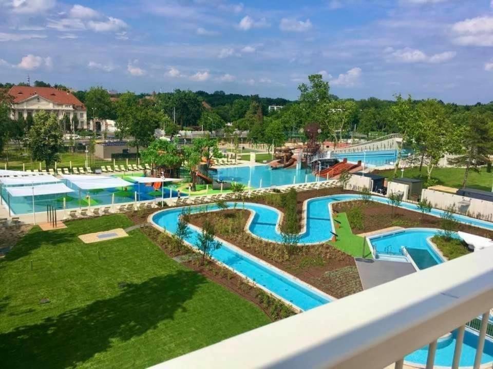 Belvarosi Lakas, Ingyenes Parkolassal Debrecen Exterior foto
